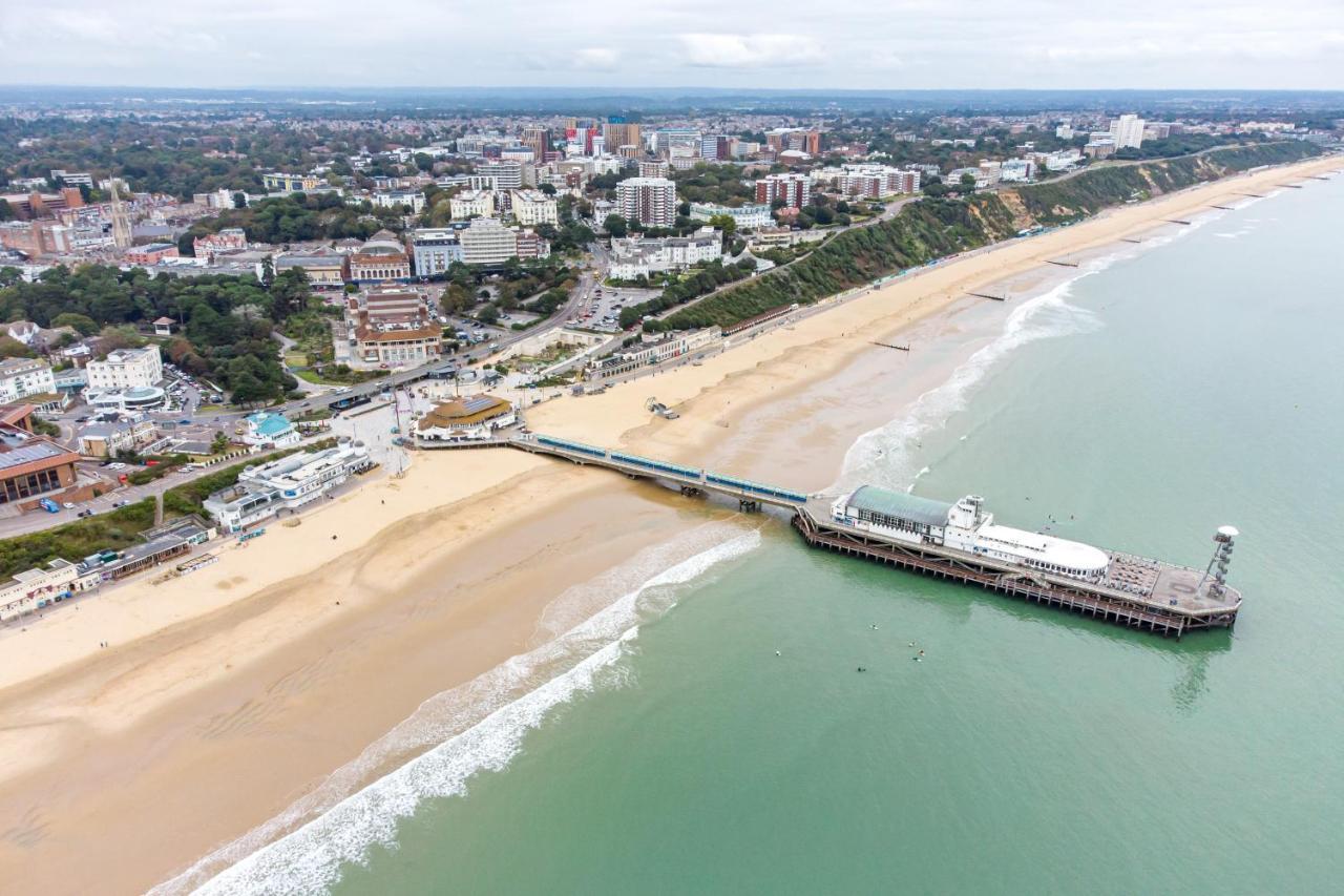 Contemporary Two Bedroom Duplex - Secluded Residence With Parking In A Prime Central Location Bournemouth Bagian luar foto